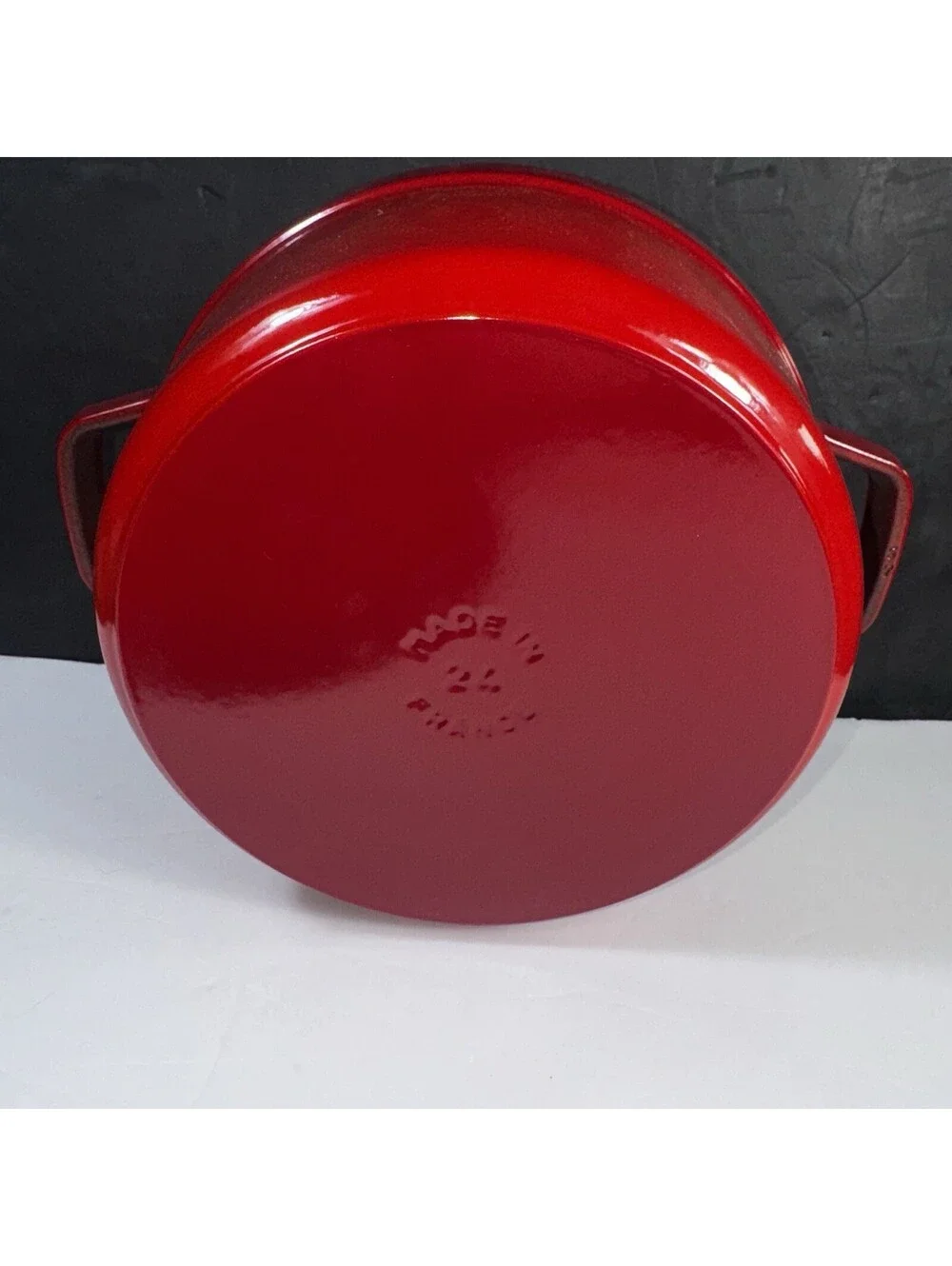 Staub brand new